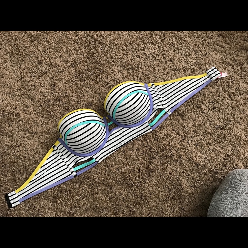 Victoria sweet bathing suit top